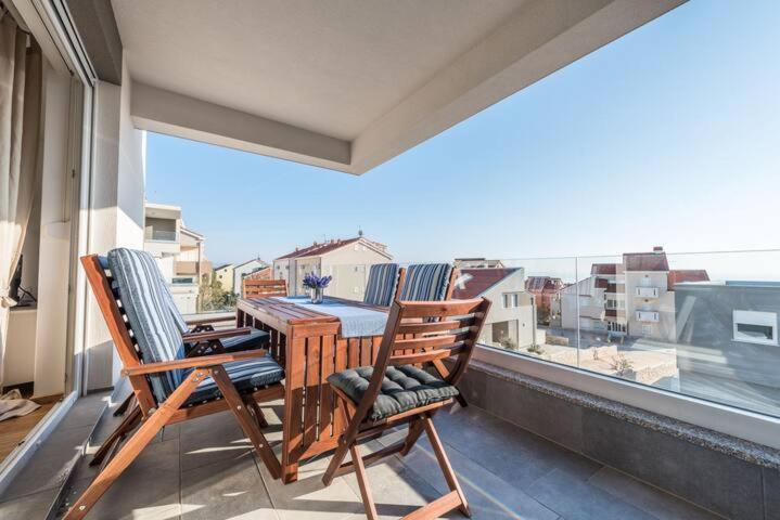 Blue Sky, Modern Sea View Apartment Novalja Eksteriør bilde