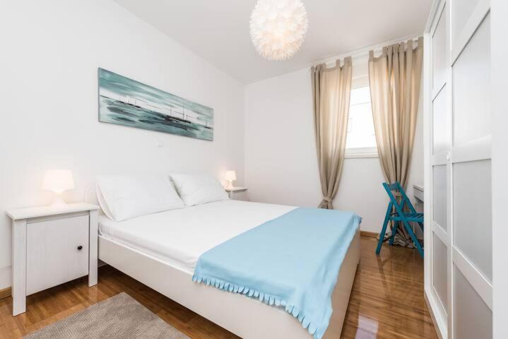 Blue Sky, Modern Sea View Apartment Novalja Eksteriør bilde